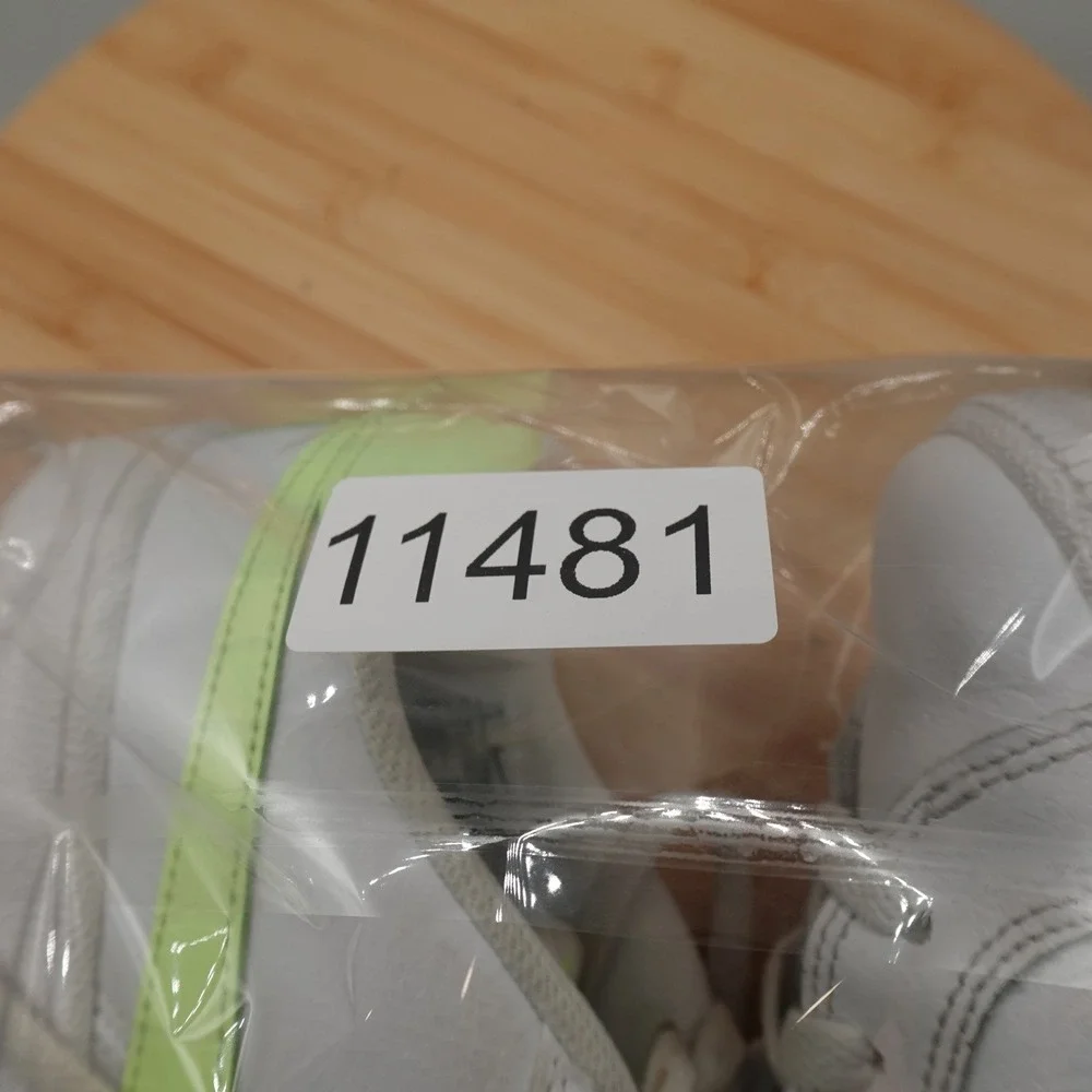 Nike Shoes Womens 7.5 White Green Court Royale Vision Low Sneakers 749867-121